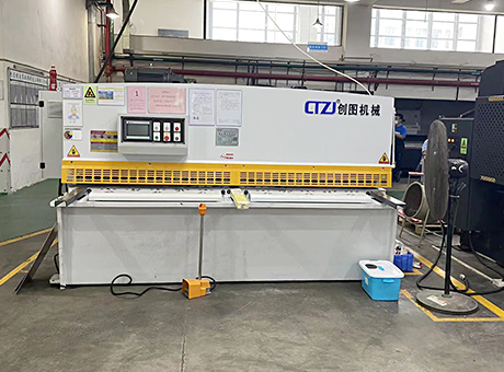 摆式剪板机1 摆式剪板机1