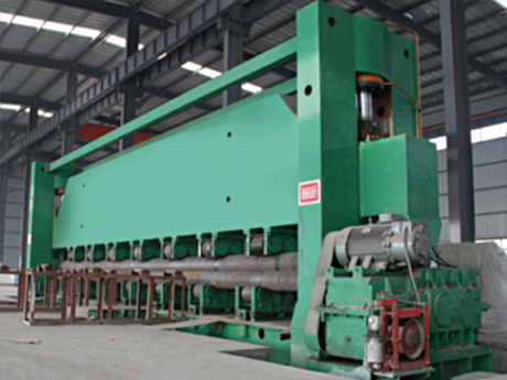 W11S船用卷板机1.jpg W11S船用卷板机1.jpg